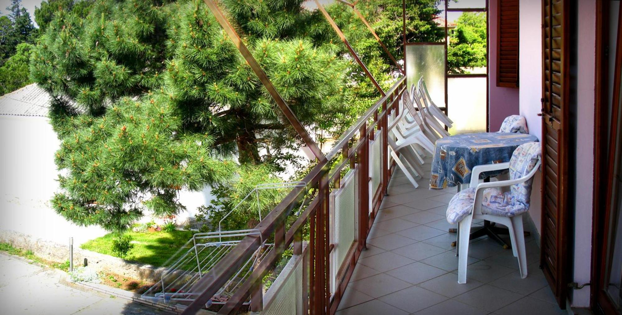Apartments And Rooms Mare-Monti Starigrad Paklenica Rum bild